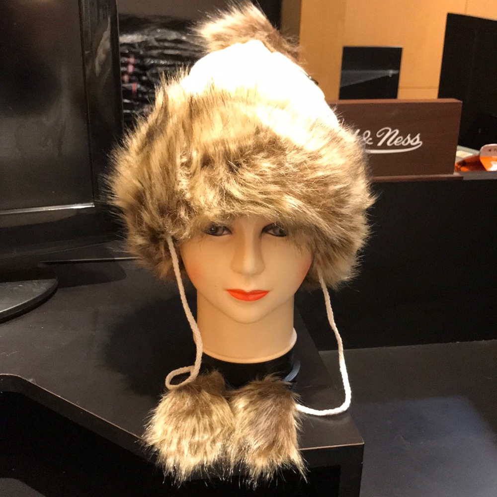 Fur knit hat